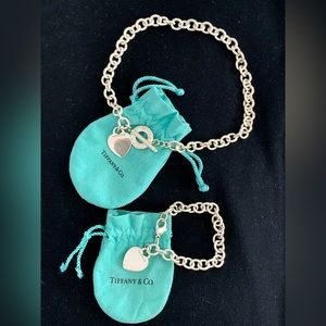 Authentic Tiffany&Co name tag necklace/bracelet set with heart. Silver.